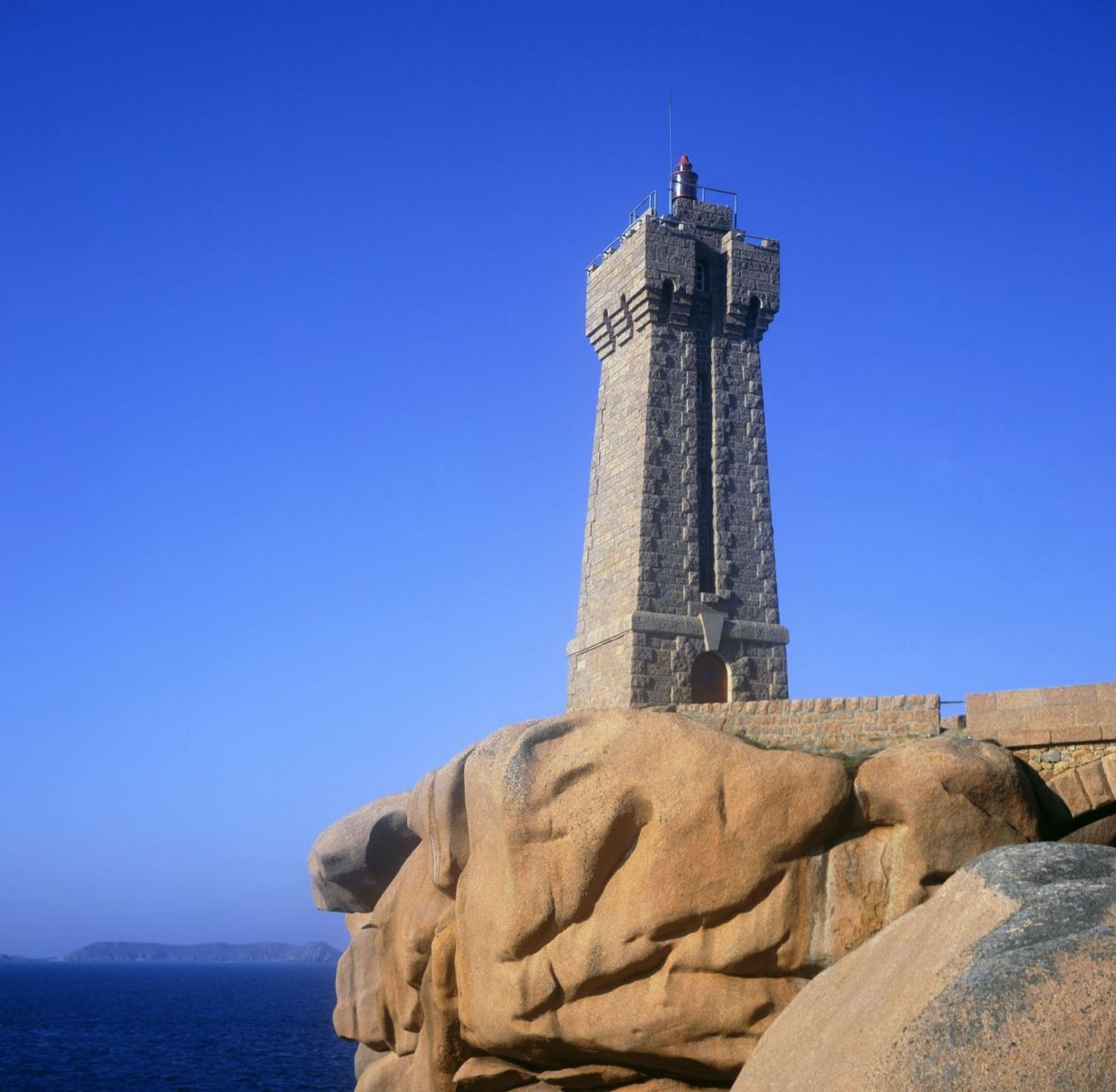 Phare-Pars-Kamor Ploumanach Breton Corniche